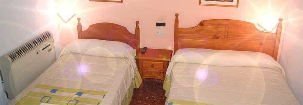 Hotel Al-Andalus Peal, En Cazorla Comarca Peal De Becerro Eksteriør bilde